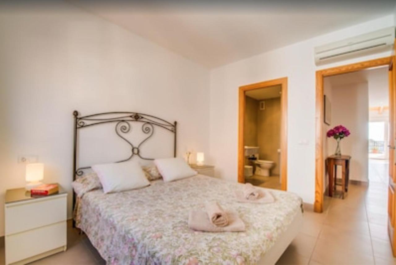 Es Port Penthouse Apartment Santanyi Luaran gambar